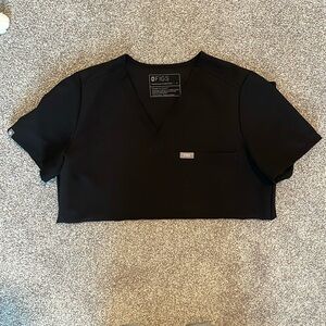 COPY - Figs. Catarina one pocket scrub top. Black. Size S